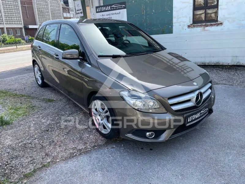 2012 Mercedes Benz B 180