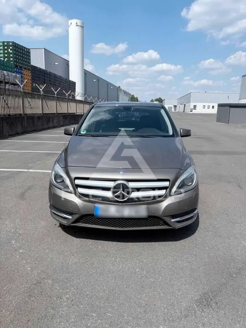 2012 Mercedes Benz B 180