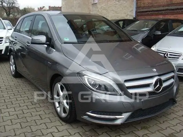 2012 Mercedes Benz B 180