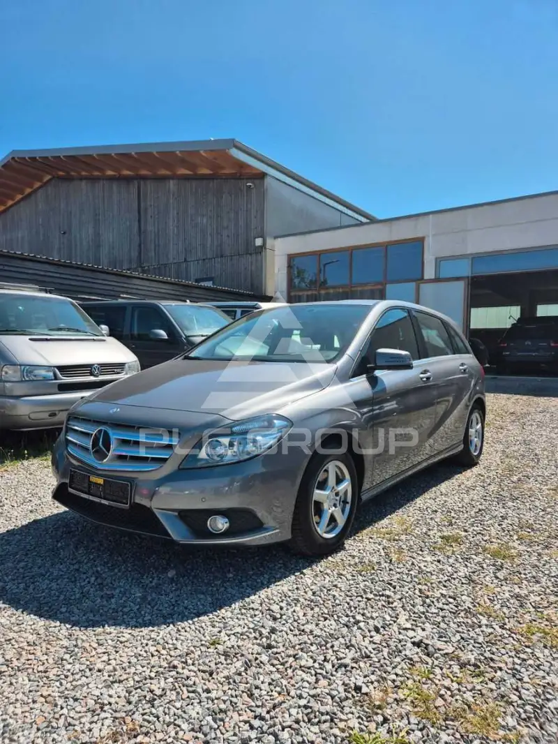 2012 Mercedes Benz B 180
