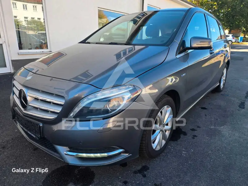 2012 Mercedes Benz B 180