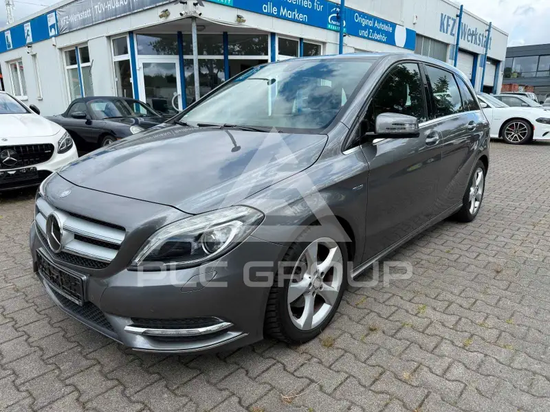 2012 Mercedes Benz B 180