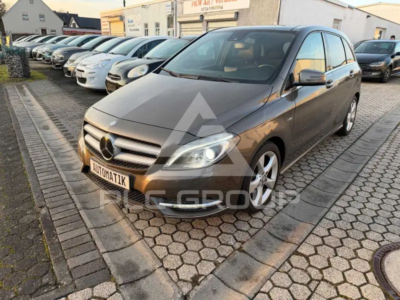 2012 Mercedes Benz B 180