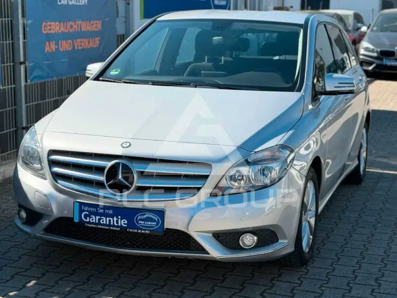 2012 Mercedes Benz B 180