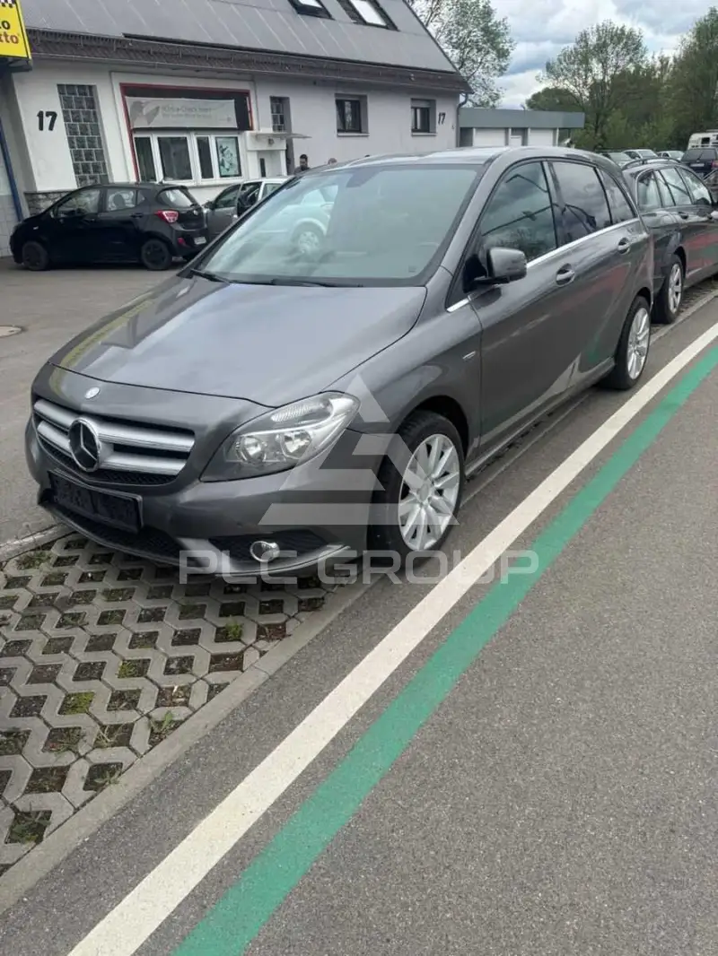 2012 Mercedes Benz B 180