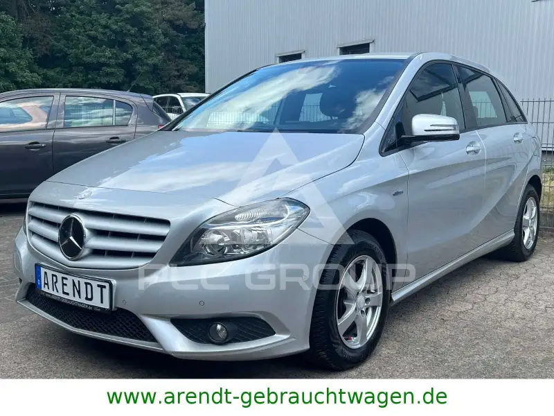 2012 Mercedes Benz B 180