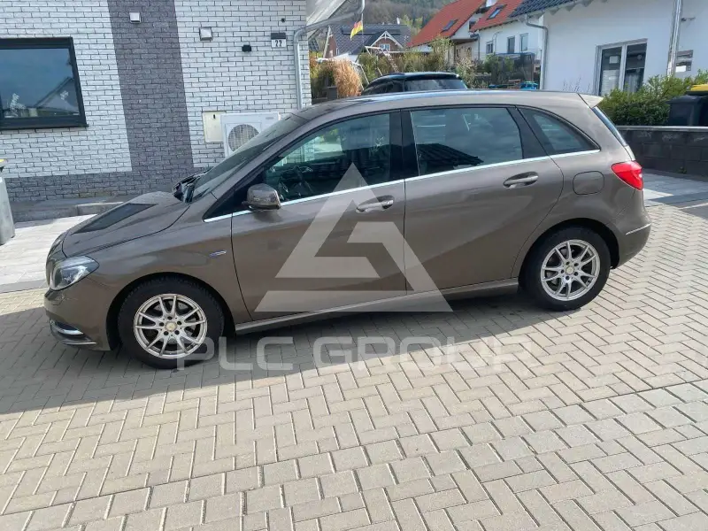 2012 Mercedes Benz B 180