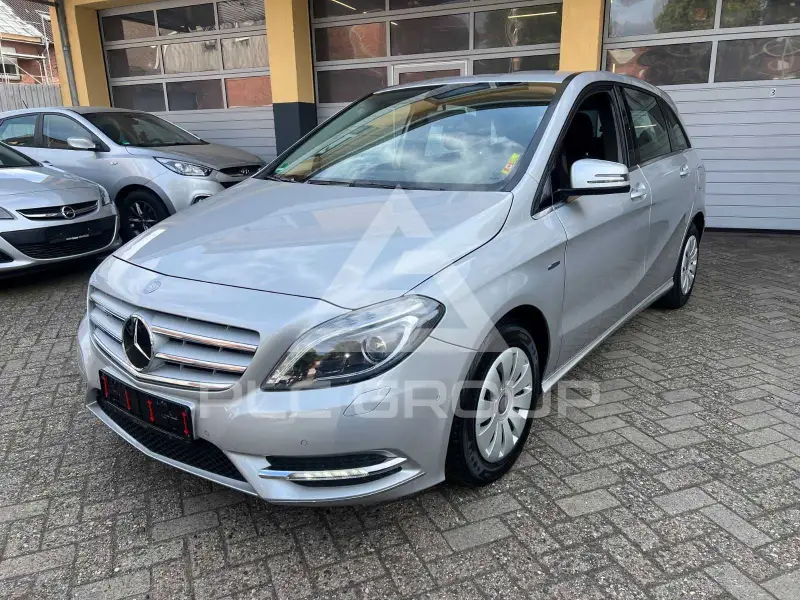 2012 Mercedes Benz B 180