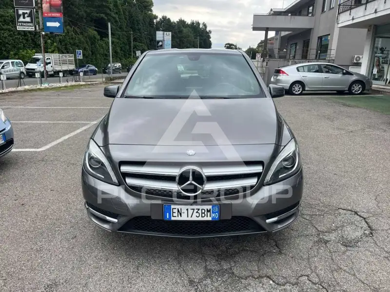 2012 Mercedes Benz B 180