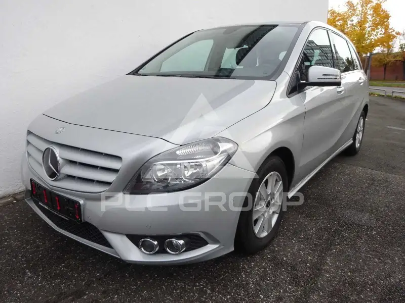 2012 Mercedes Benz B 180
