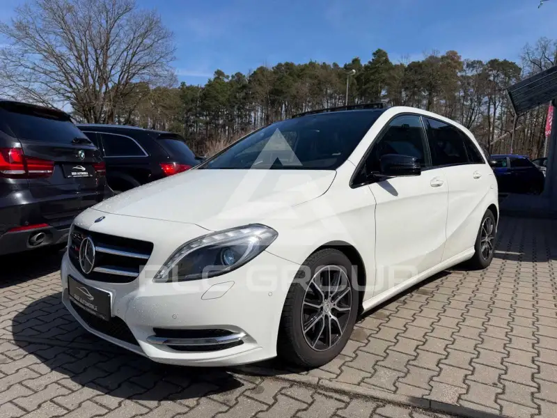 2012 Mercedes Benz B 180