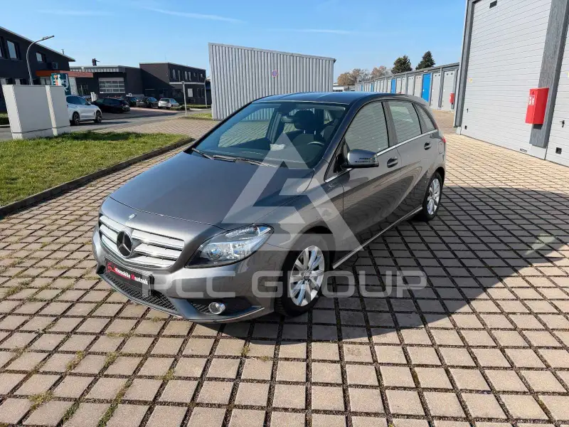 2012 Mercedes Benz B 180