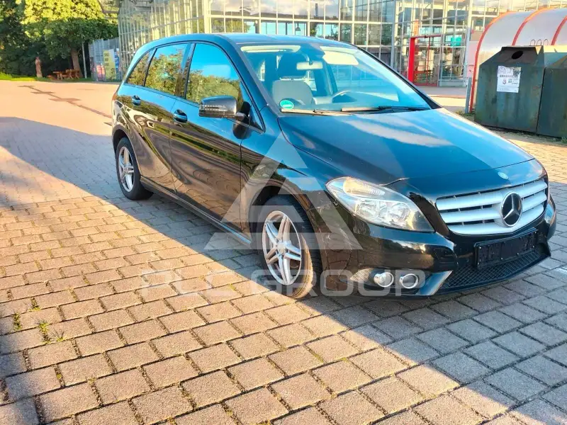 2012 Mercedes Benz B 180