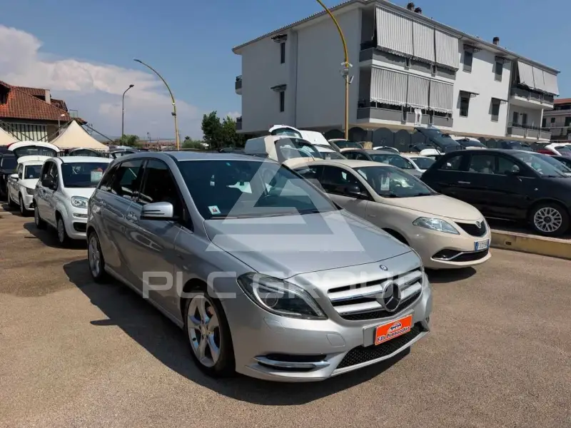 2012 Mercedes Benz B 180