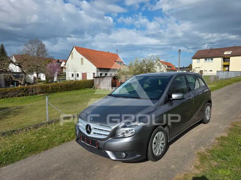 2012 Mercedes Benz B 180