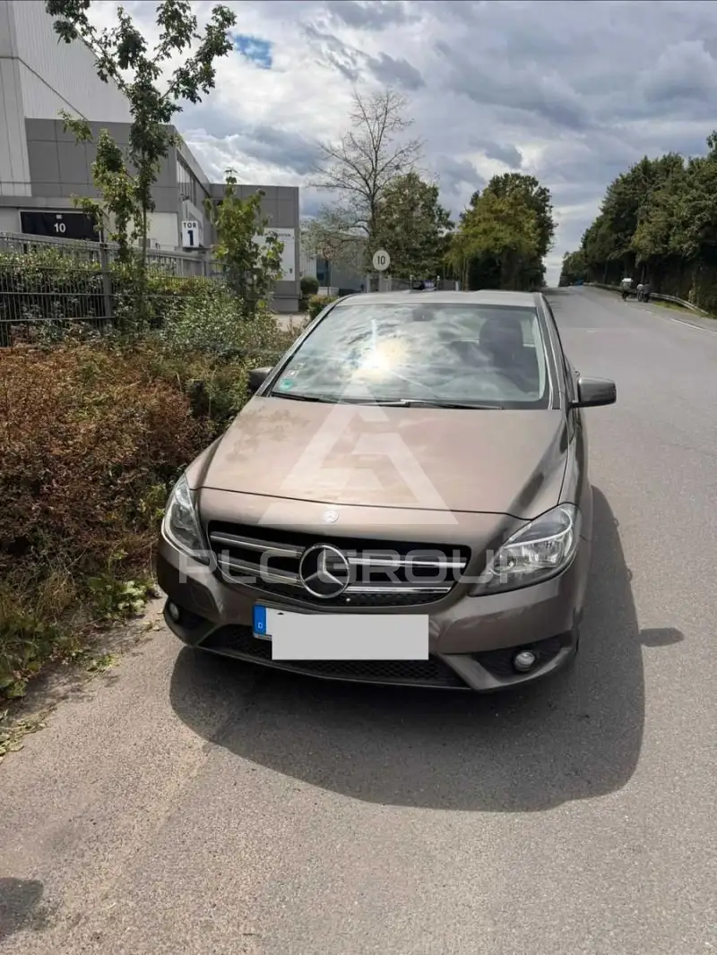 2012 Mercedes Benz B 180