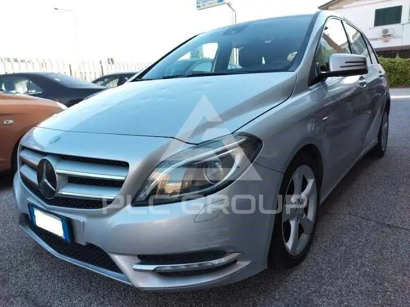 2012 Mercedes Benz B 180
