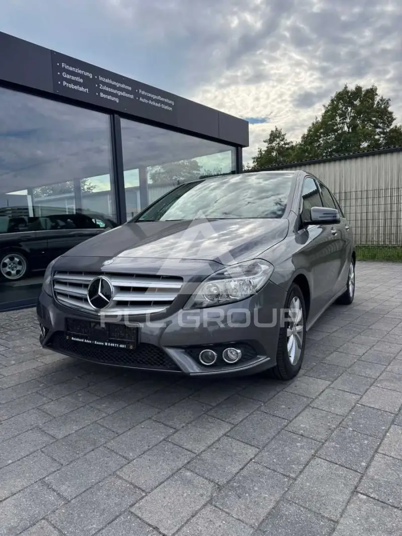 2012 Mercedes Benz B 180