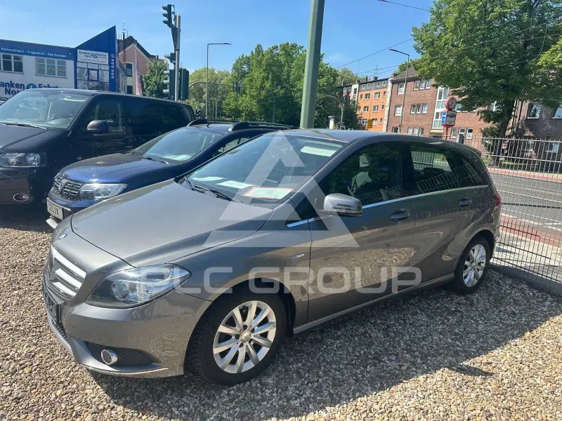2012 Mercedes Benz B 180