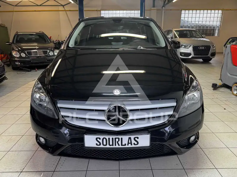 2012 Mercedes Benz B 180