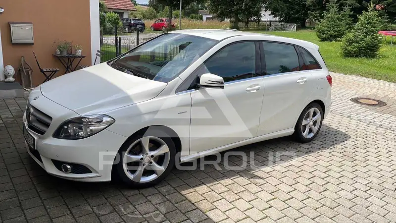 2012 Mercedes Benz B 180