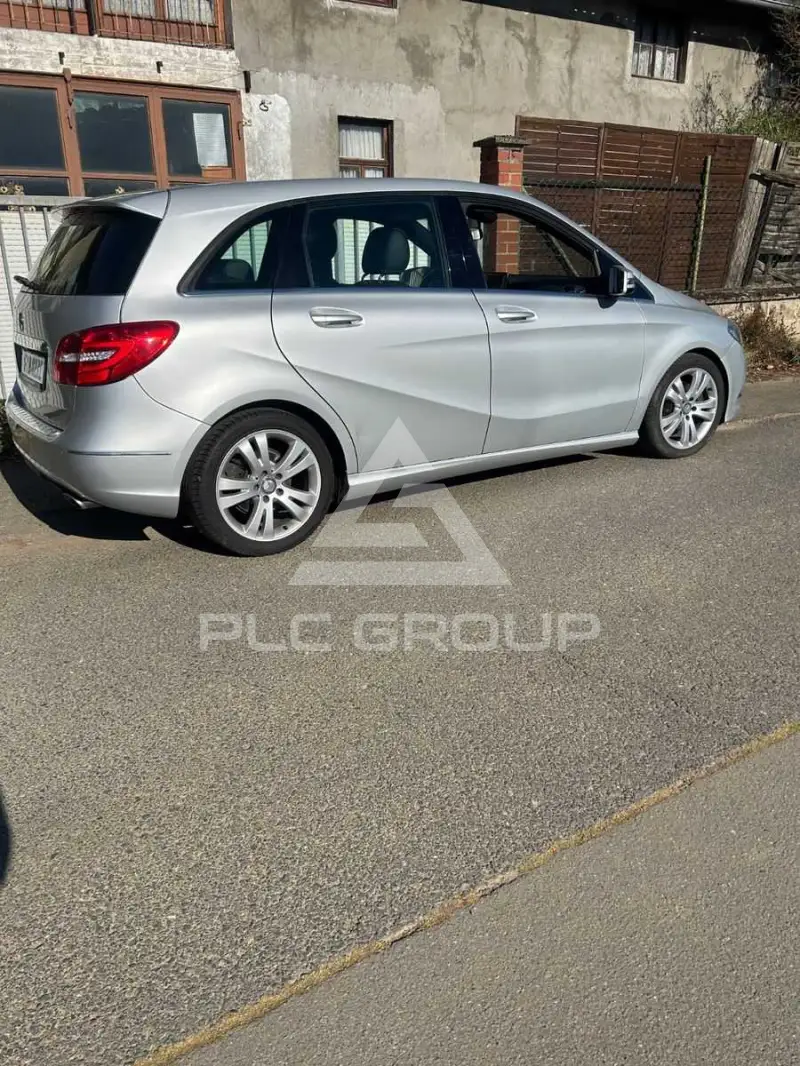 2012 Mercedes Benz B 180