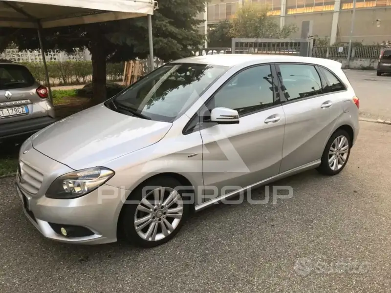 2012 Mercedes Benz B 180
