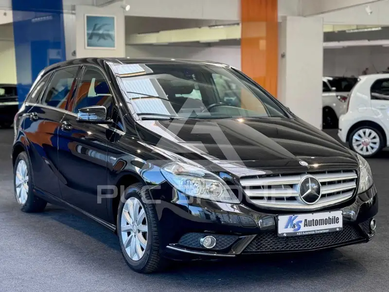 2012 Mercedes Benz B 180