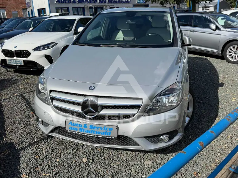2012 Mercedes Benz B 180
