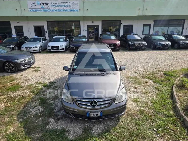 2012 Mercedes Benz B 180