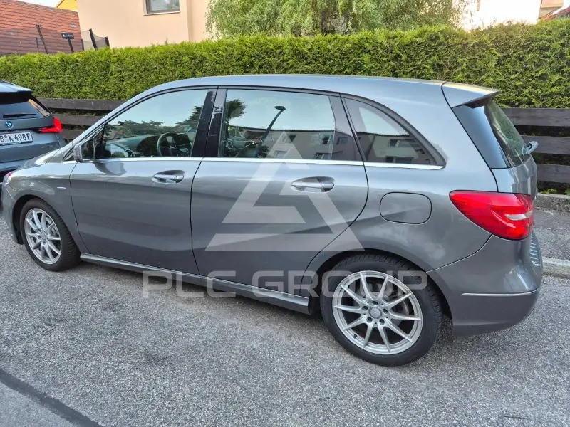 2012 Mercedes Benz B 220