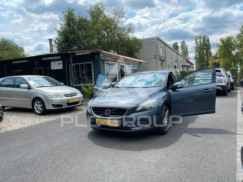2012 Volvo V40