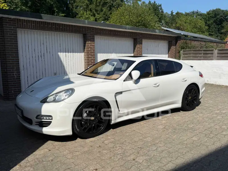 2012 Porsche Panamera
