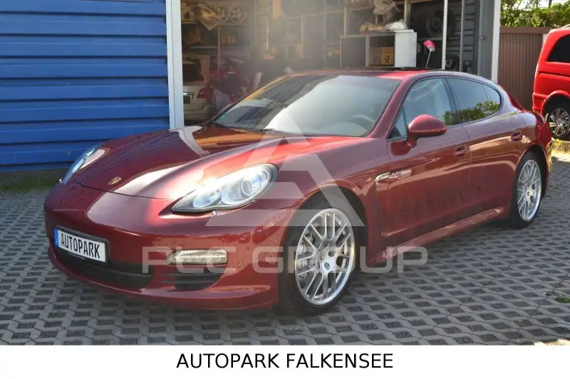 2012 Porsche Panamera