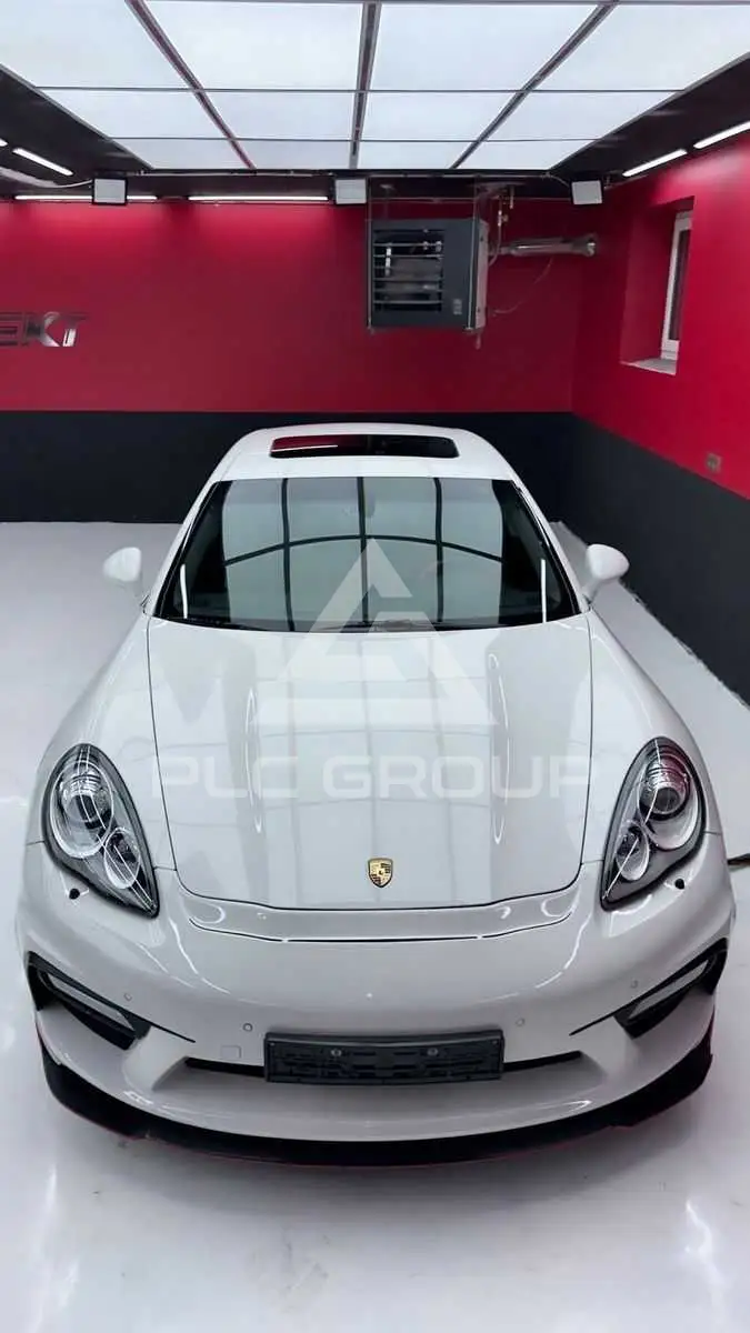 2012 Porsche Panamera