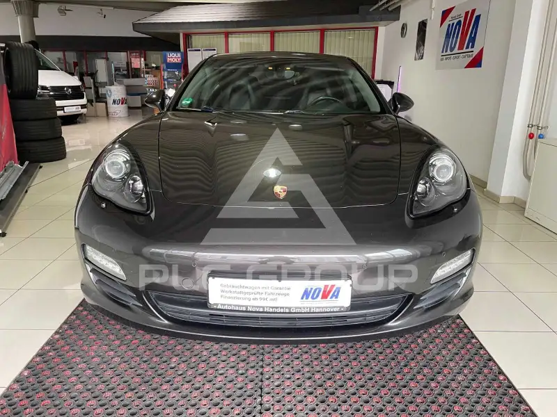 2012 Porsche Panamera