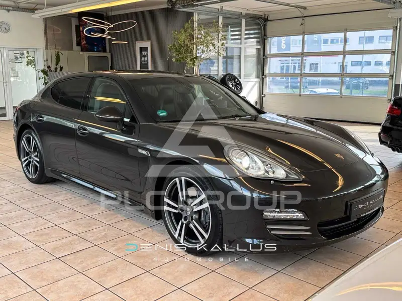 2012 Porsche Panamera
