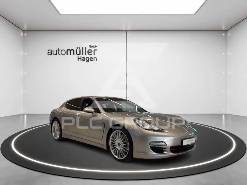 2012 Porsche Panamera