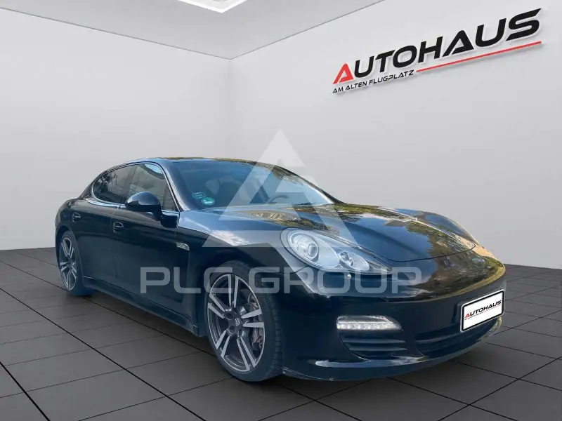 2012 Porsche Panamera