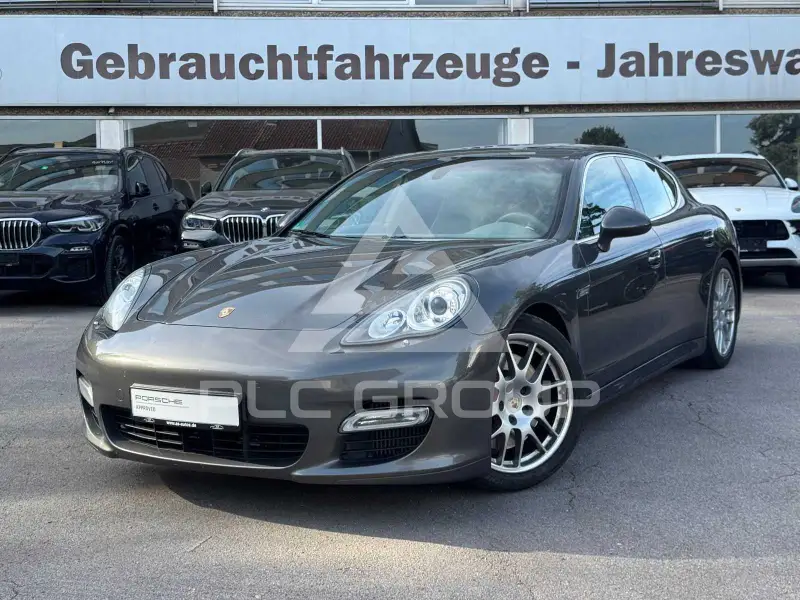 2012 Porsche Panamera