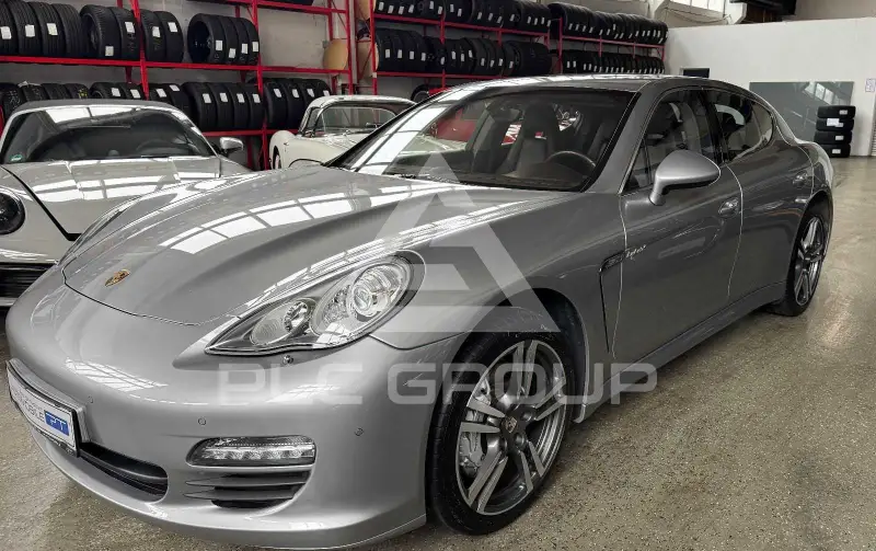 2012 Porsche Panamera