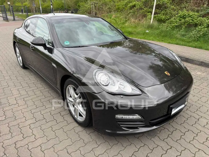 2012 Porsche Panamera