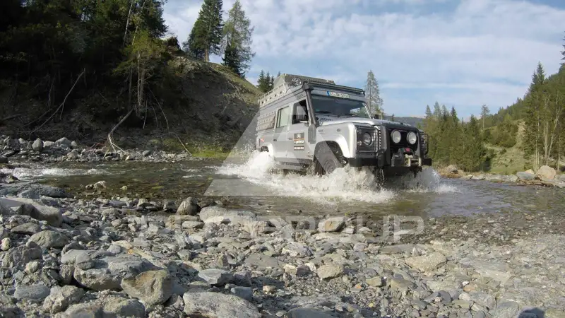 2012 Land Rover DEFENDER