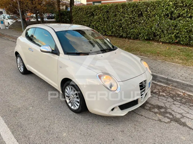 2012 Alfa Romeo Mito