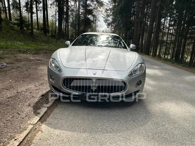 2012 Maserati GRANTURISMO