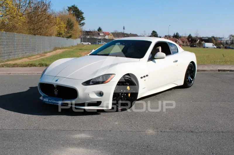 2012 Maserati GRANTURISMO