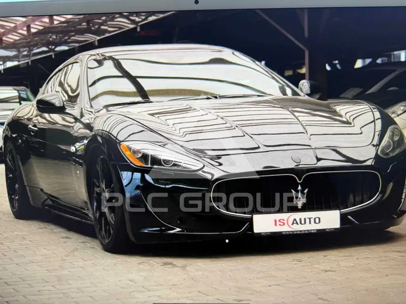 2012 Maserati GRANTURISMO