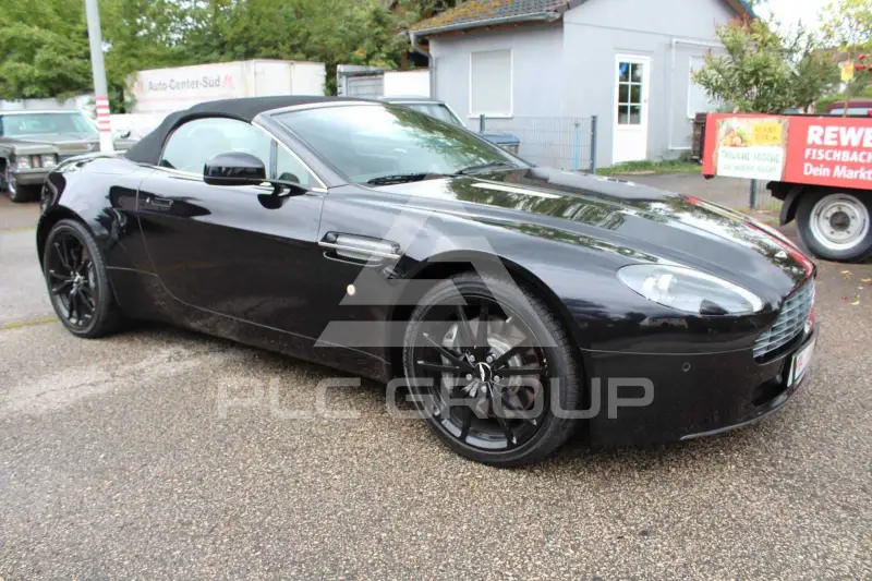 2012 Aston Martin V8