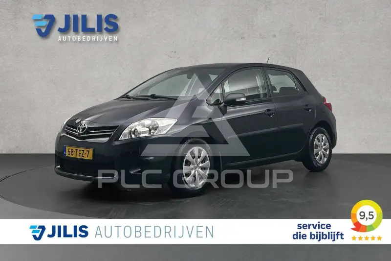 2012 Toyota AURIS