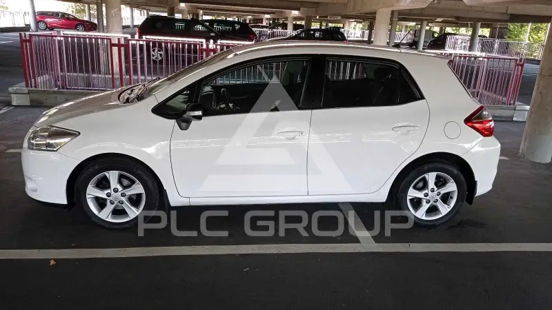 2012 Toyota AURIS